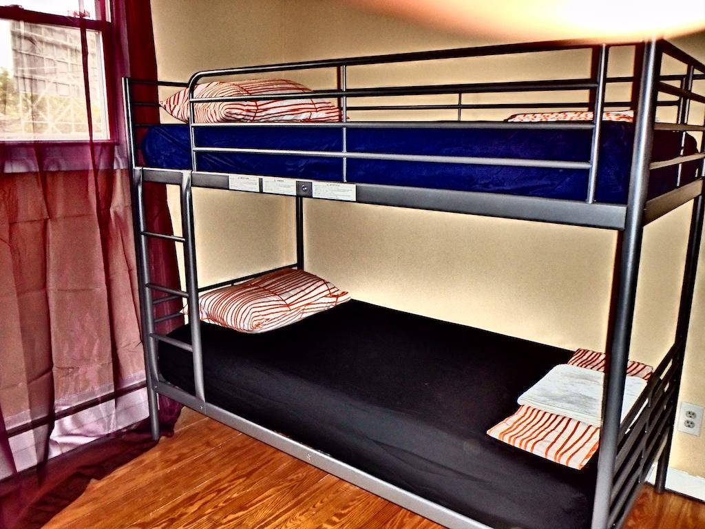 Atlantic City House Hostel Стая снимка
